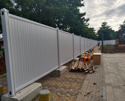 圍擋基礎(chǔ)水泥塊的作用和優(yōu)勢